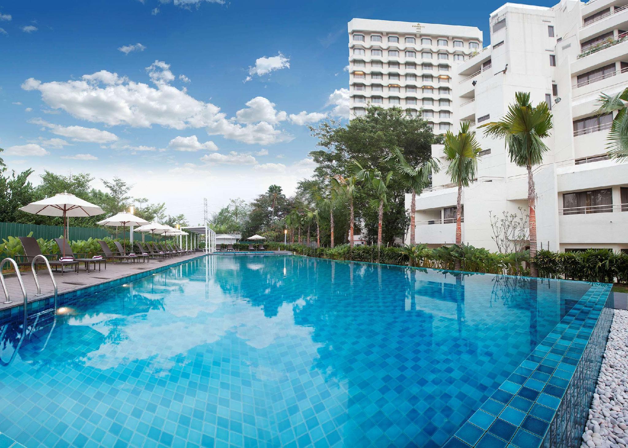 Dorsett Grand Subang Hotel Subang Jaya Eksteriør billede The Royal