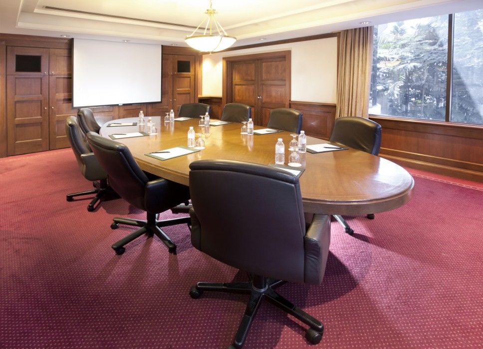 Dorsett Grand Subang Hotel Subang Jaya Eksteriør billede A boardroom at the Royal Garden Hotel, London