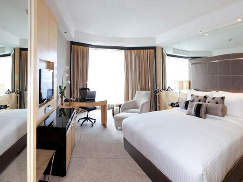Dorsett Grand Subang Hotel Subang Jaya Eksteriør billede Deluxe Room